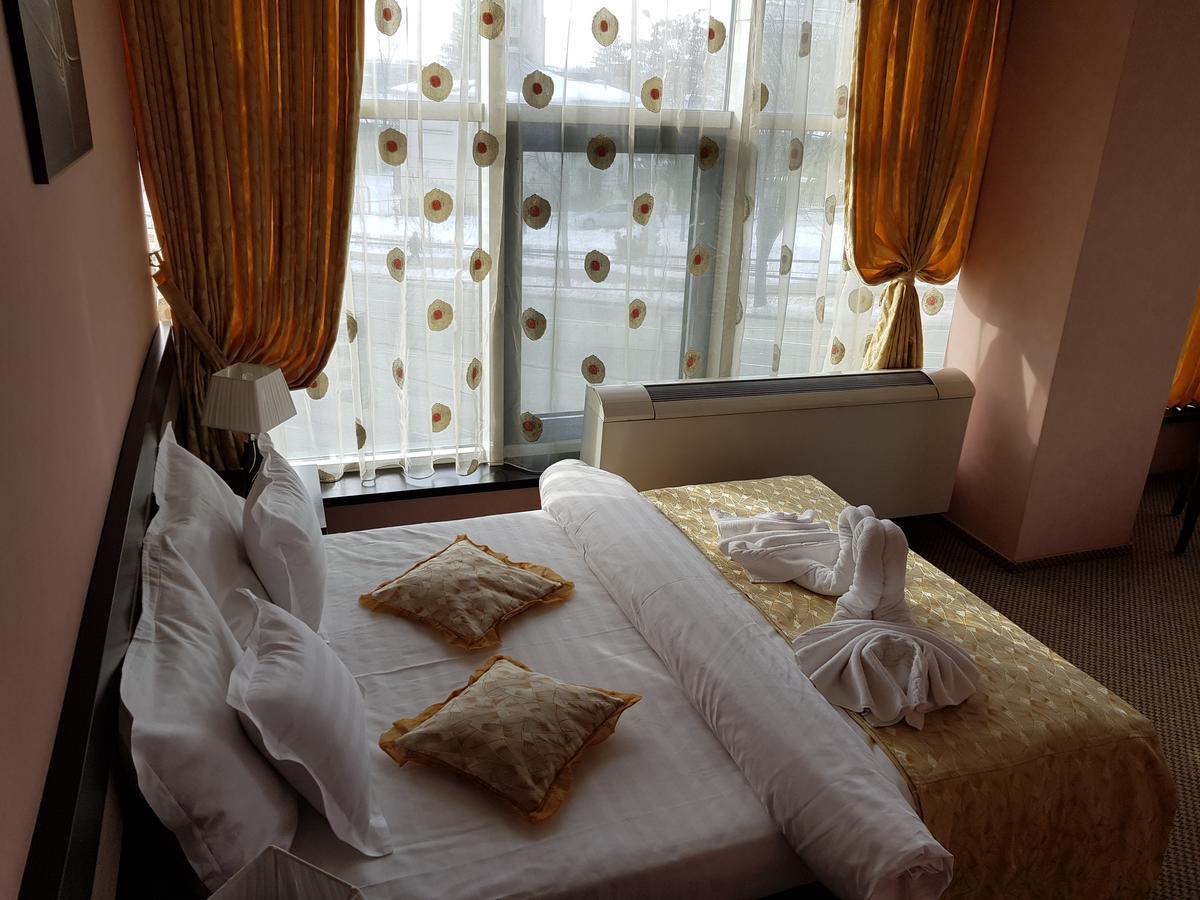 Indiana Hotel Iasi Exteriér fotografie
