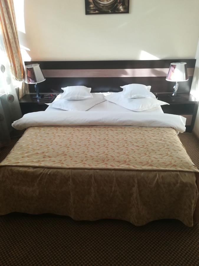 Indiana Hotel Iasi Exteriér fotografie