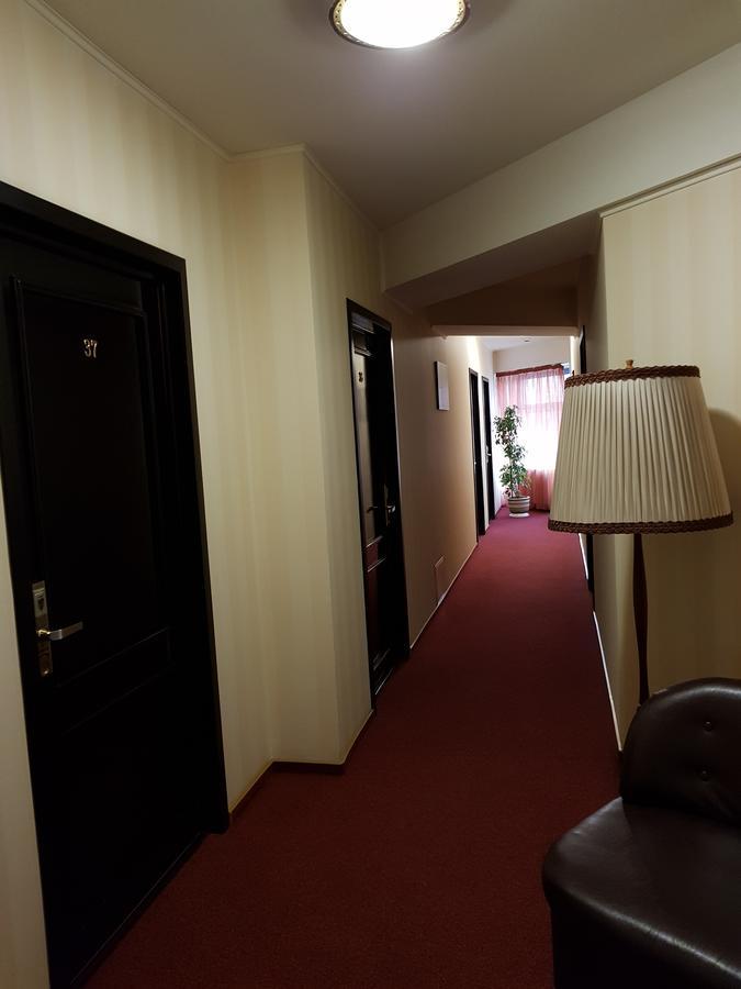 Indiana Hotel Iasi Exteriér fotografie
